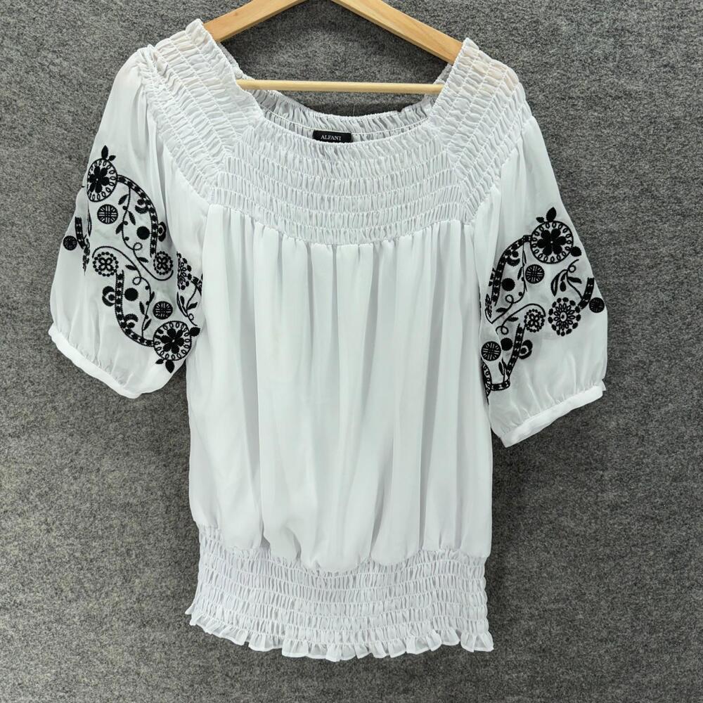 Alfani Blouse Women 12 White Geometric Embroidered Short Sleeve Round Neck